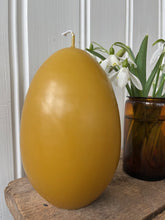 Ladda bilden i Gallerivyn, Äggljus-Senapsgula 2 storlekar