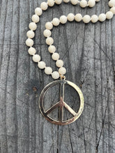 
Ladda bilden i Gallerivyn, Halsband-Peacemärke/Långt