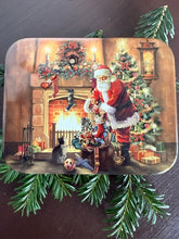 
Ladda bilden i Gallerivyn, Litet plåtskrin-Julmotiv