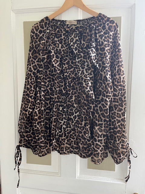 Blus Bella Leo.