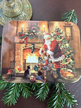 
Ladda bilden i Gallerivyn, Litet plåtskrin-Julmotiv