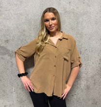 
Ladda bilden i Gallerivyn, Betty Blus/Skjorta-Kamel