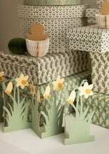 
Ladda bilden i Gallerivyn, Bordsgirlang-Påskliljor